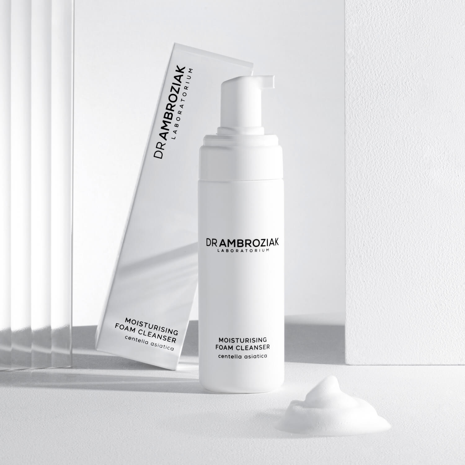 pianka-1500x1500-1 kopia (1) Moisturising Foam Cleanser - Pianka myjąca - obrazek 3